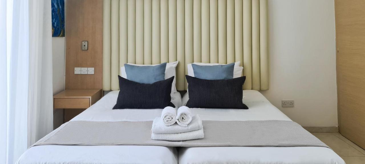 Phaedrus Living: Seafront Luxury Flat Pallini Court 113 Protaras Ngoại thất bức ảnh