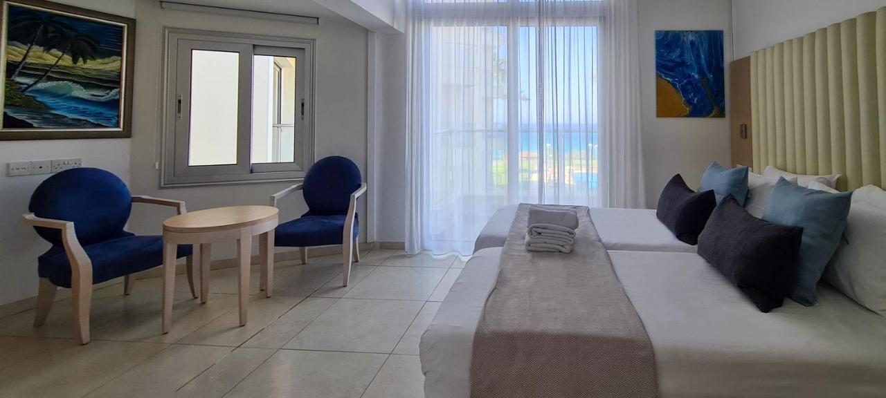 Phaedrus Living: Seafront Luxury Flat Pallini Court 113 Protaras Ngoại thất bức ảnh