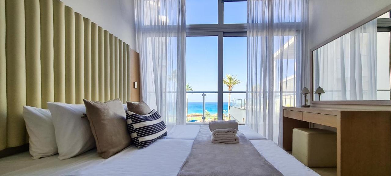 Phaedrus Living: Seafront Luxury Flat Pallini Court 113 Protaras Ngoại thất bức ảnh